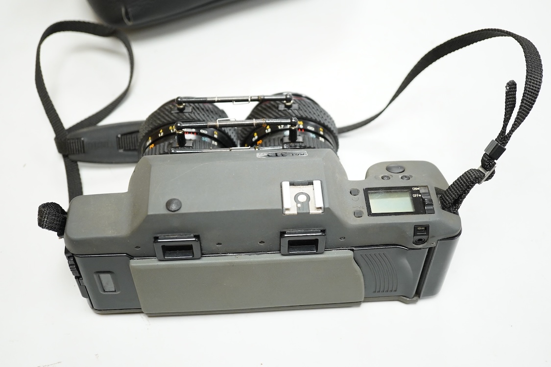 An RBT 3D X2 stereo camera, 35mm with full frame images, based on two KR-10M SLR's woth Aettl metering coupled with Tokina 28-70mm f3.5- 4.5 zoom lenses, in a fitted leatherette case